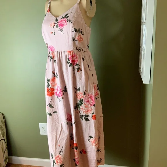 white christmas dresses Old Navy Women Fit & Flare Classic Cute Stylist Floral Cami Summer Sun –  JNL Trading